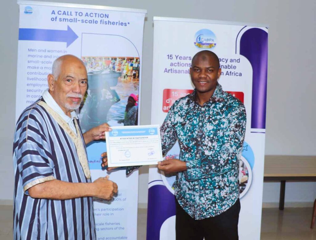 Aliou Diallo, recevant son satisfécit 